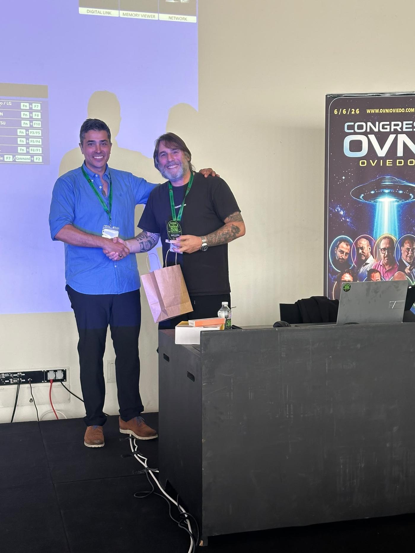 Ponencia Congreso OVNI